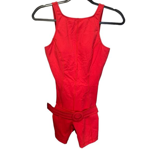 Gigi C Sport NWOT The Gia Belted Romper Open Back 90s Style In Coral Size Medium - Picture 3 of 10